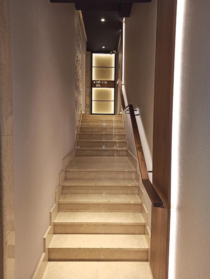 Arva Spa Paris Leon Exterior photo